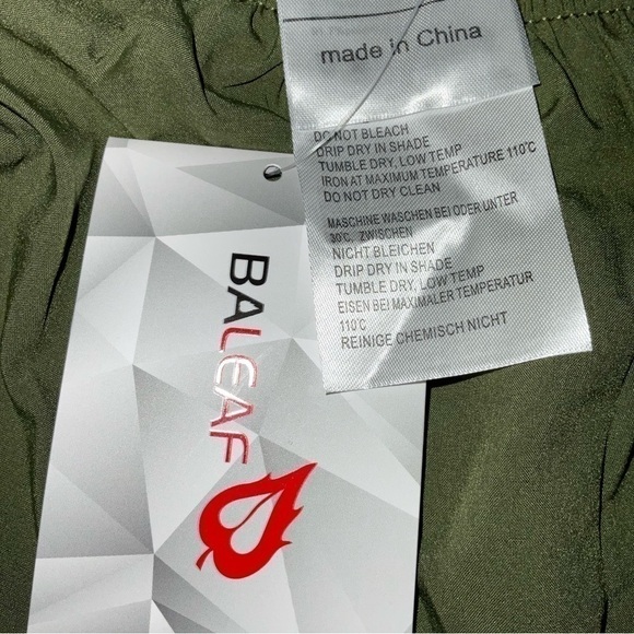 Baleaf Men’s Quick:Dry Lightweight Pace Running Shots Amy Green Sz M - Picture 8 of 13